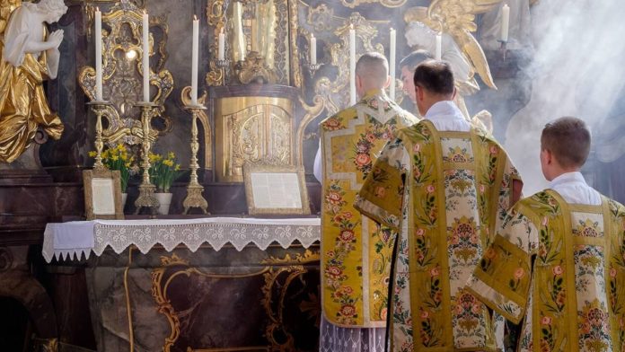 Sermón II Domingo de Pascua.  Padre Altamira